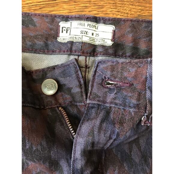 Free People Womens Purple Aztec Print Skinny Jeans Size 25 - Picture 3 of 5